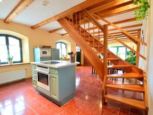 23961651-Ferienhaus-7-Dobbertin-300x225-3