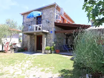 Ferienhaus für 6 Personen (105 m²) in Dobrinj 7/10
