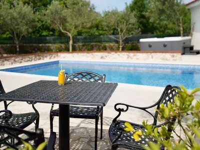 Ferienhaus für 6 Personen (110 m²) in Dobrinj 6/10
