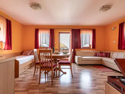 Wohn- und Esszimmer