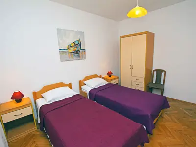 Ferienhaus für 7 Personen (100 m²) in Dobropoljana 9/10