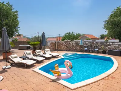 pool