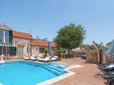pool