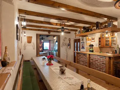 DiningRoom