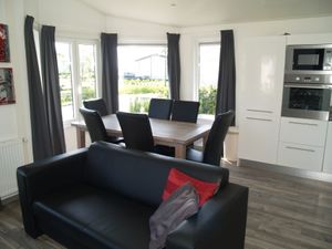 23987682-Ferienhaus-6-Dordrecht-300x225-4