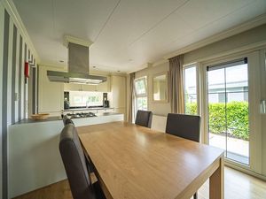 23987694-Ferienhaus-4-Dordrecht-300x225-5