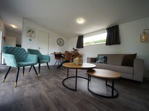 23987717-Ferienhaus-4-Dordrecht-300x225-2