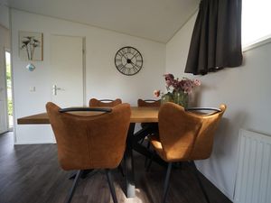 23987717-Ferienhaus-4-Dordrecht-300x225-3