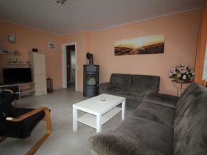 21848169-Ferienhaus-6-Dornum-300x225-3