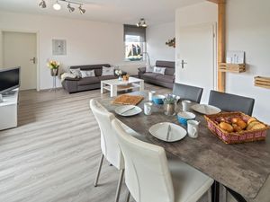 23134485-Ferienhaus-4-Dornumersiel-300x225-4