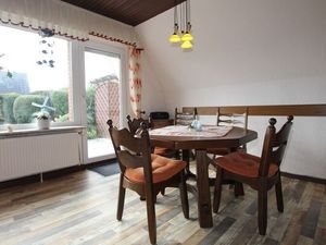 23909963-Ferienhaus-6-Dornumersiel-300x225-4