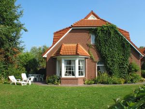 23290830-Ferienhaus-4-Dornumersiel-300x225-0