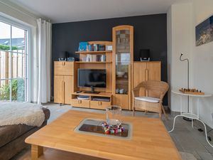 24014608-Ferienhaus-4-Dornumersiel-300x225-4