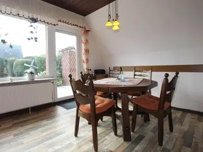 DiningRoom