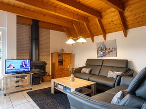 23566952-Ferienhaus-6-Dorum-300x225-3