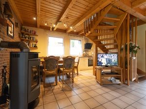 23566300-Ferienhaus-6-Dorum-300x225-4