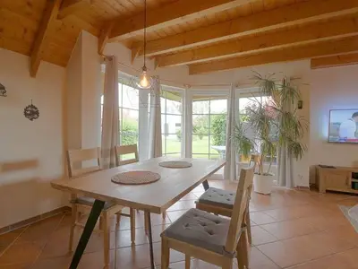 Ferienhaus für 4 Personen (68 m²) in Dorum Neufeld 2/10