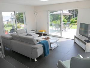 23327536-Ferienhaus-8-Douarnenez-300x225-2