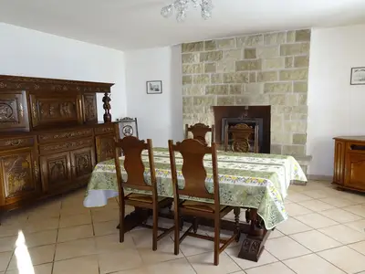 DiningRoom