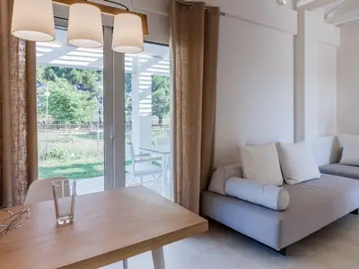 Offener Wohnbereich (zwei weitere Schlafmöglichkeiten)