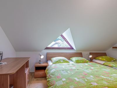 Schönes Schlafzimmer für 3