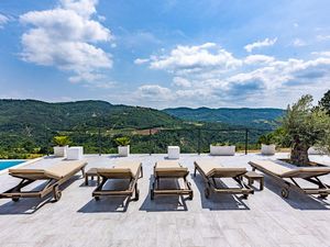 Ferienhaus für 10 Personen (310 m²) in Draguć