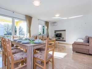 Ferienhaus für 6 Personen (120 m&sup2;) in Dramalj