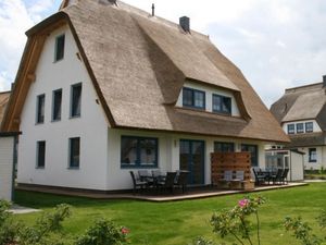 23972799-Ferienhaus-6-Dranske-300x225-1