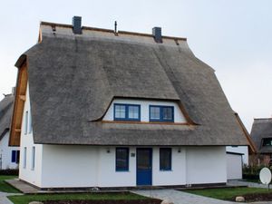 23972799-Ferienhaus-6-Dranske-300x225-2