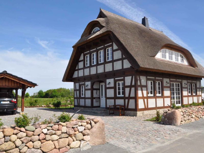 23775620-Ferienhaus-8-Dranske-800x600-0