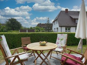 23957421-Ferienhaus-4-Dranske-300x225-3