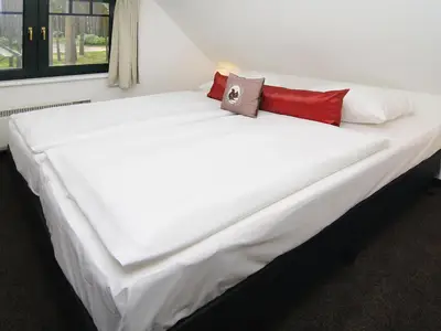 BedRoom BedRoom