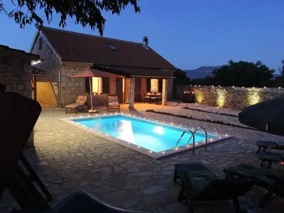 Ferienhaus für 8 Personen in Drniš 1/10