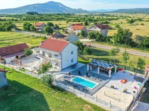 Ferienhaus für 11 Personen (200 m²) in Drnis