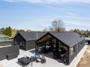 Ferienhaus für 14 Personen (200 m²) in Dronningmølle