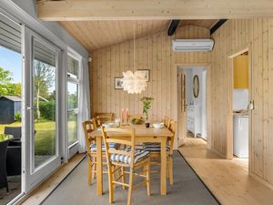 23764183-Ferienhaus-6-Dronningmølle-300x225-5