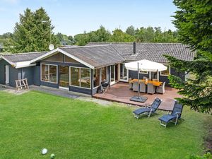 Ferienhaus für 6 Personen (103 m²) in Dronningmølle