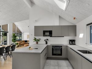 23760829-Ferienhaus-14-Dronningmølle-300x225-4