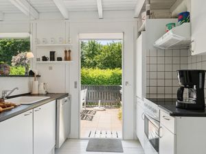 23764440-Ferienhaus-6-Dronningmølle-300x225-5