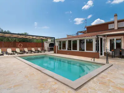 Ferienhaus für 12 Personen (300 m²) in Dubrava 2/10