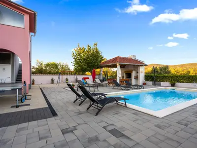 pool