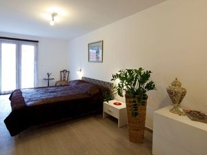 22449863-Ferienhaus-8-Dubrovnik-300x225-4