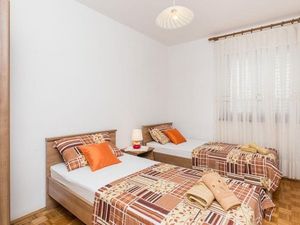 24057888-Ferienhaus-2-Dubrovnik-300x225-1