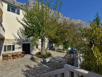 Ferienhaus für 8 Personen (180 m²) in Jesenice 6/10