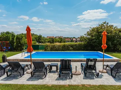 pool