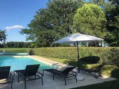 PoolOfHouse