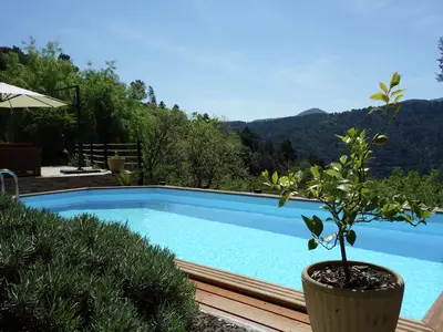 PoolOfHouse
