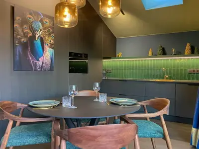 DiningRoom