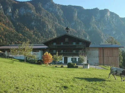 Selbstversorgerhütte Plafing im Sommer