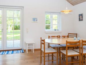 23827010-Ferienhaus-6-Ebeltoft-300x225-4